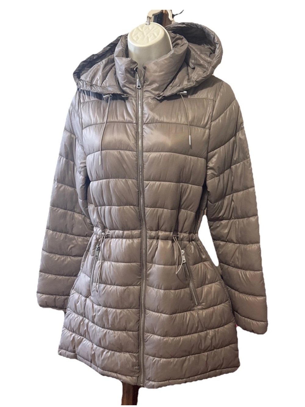 Love Tree Women's Taupe Hooded Puffer Coat with Drawstring Waist Size Medium